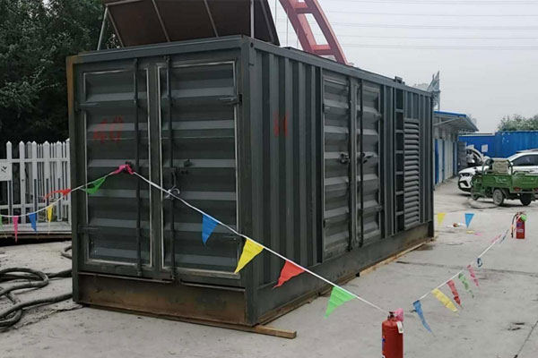 武宣发电机租赁空气滤清器多久更换一次?